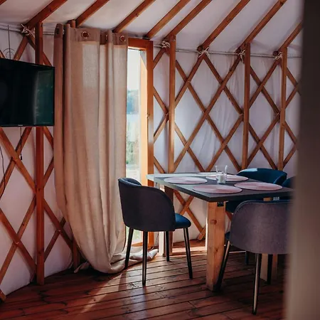 Apartment Zatoka Bielika Glamping