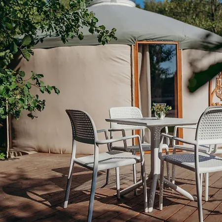 דירה Zatoka Bielika Glamping Sielsko