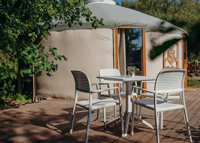 Zatoka Bielika Glamping